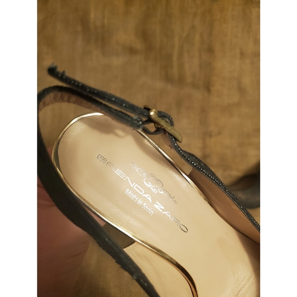 Brenda Zaro Pointed Toe Denim Gold Slingback Pumps - Picture 2 of 9